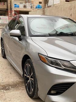 تۆیۆتا کامری